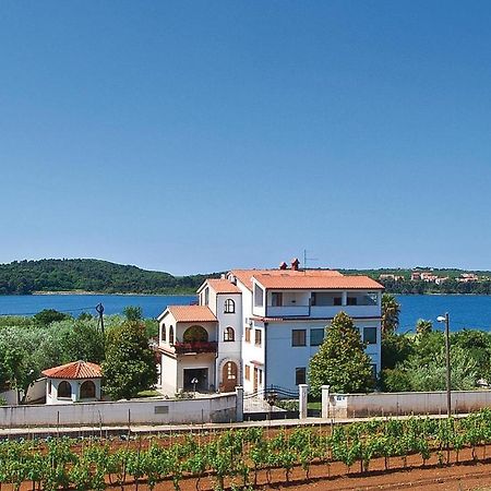 Beautiful Apartment In Pula With Kitchen Exterior foto